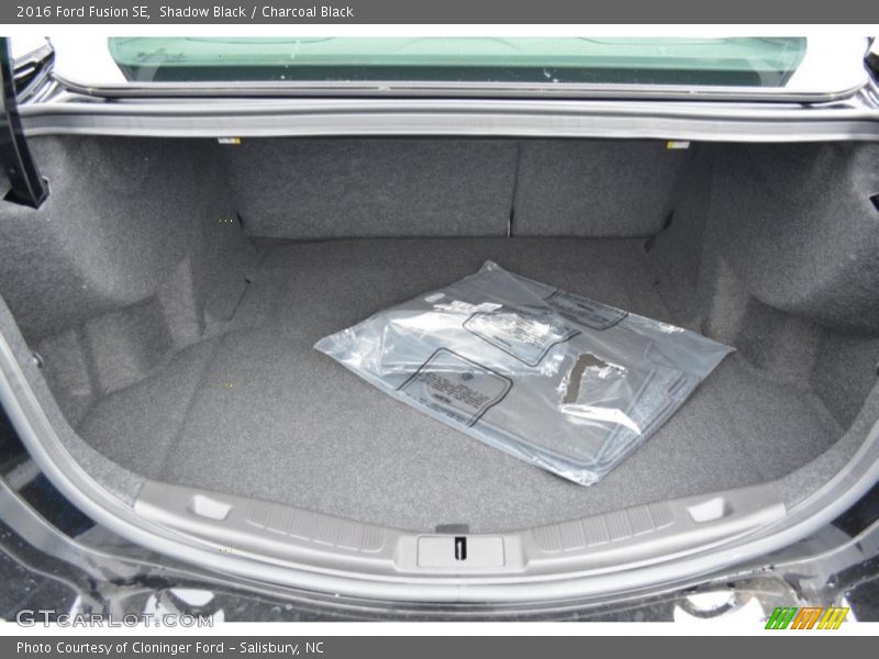 Shadow Black / Charcoal Black 2016 Ford Fusion SE