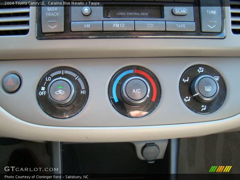 Catalina Blue Metallic / Taupe 2004 Toyota Camry LE