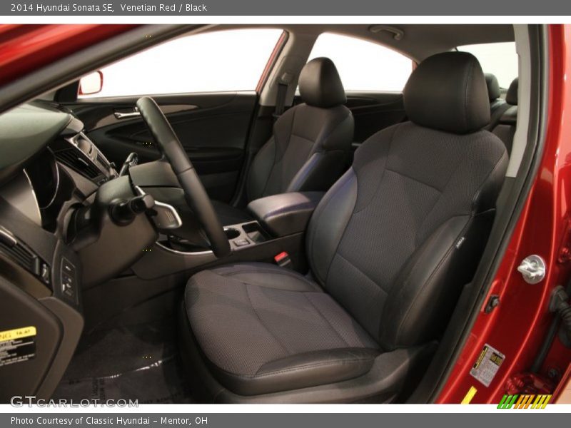 Venetian Red / Black 2014 Hyundai Sonata SE