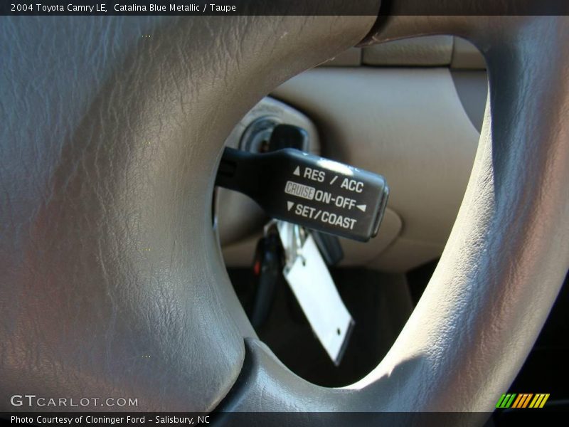 Catalina Blue Metallic / Taupe 2004 Toyota Camry LE