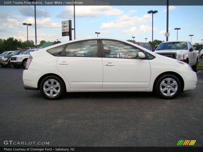 Super White / Ivory/Brown 2005 Toyota Prius Hybrid