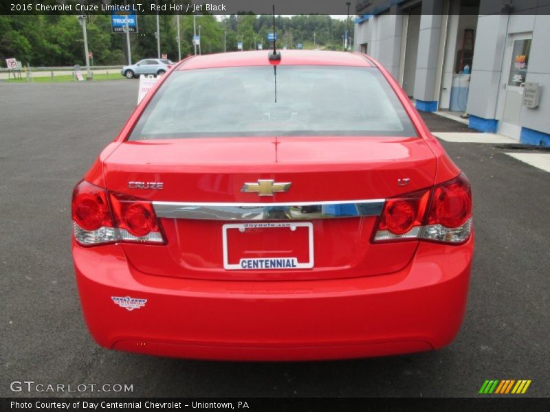 Red Hot / Jet Black 2016 Chevrolet Cruze Limited LT