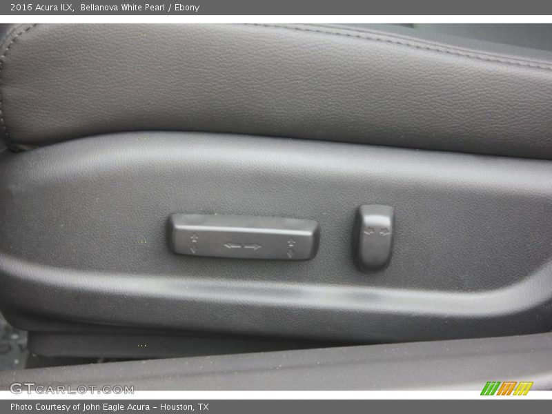 Bellanova White Pearl / Ebony 2016 Acura ILX