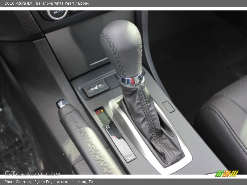 Bellanova White Pearl / Ebony 2016 Acura ILX