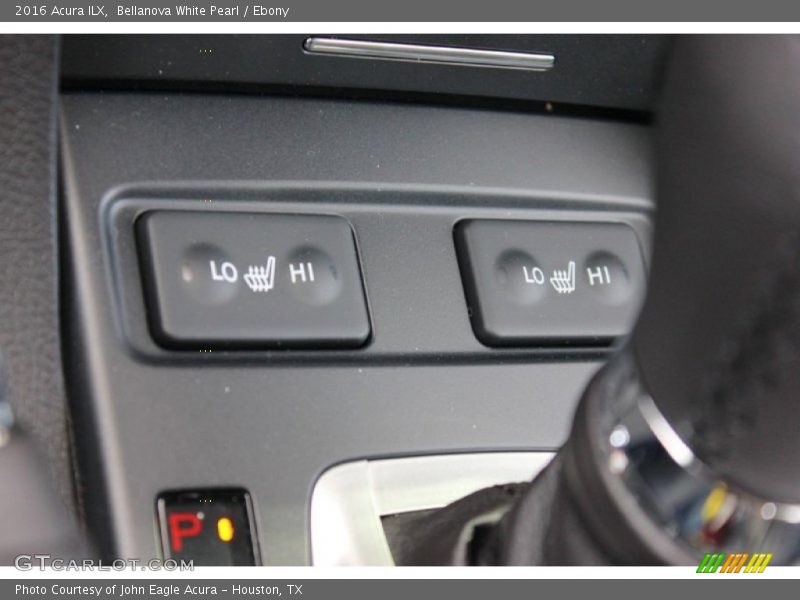 Bellanova White Pearl / Ebony 2016 Acura ILX