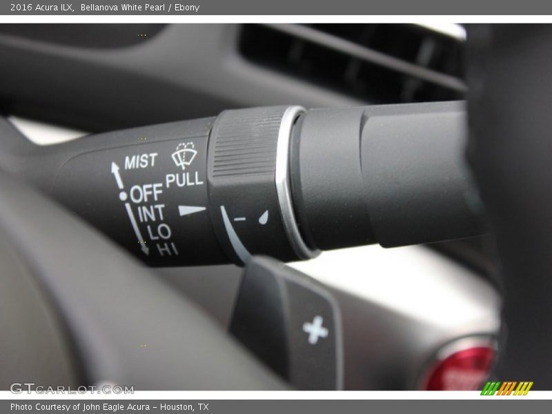 Bellanova White Pearl / Ebony 2016 Acura ILX