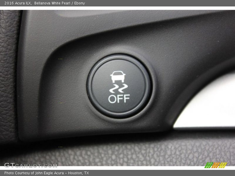 Bellanova White Pearl / Ebony 2016 Acura ILX