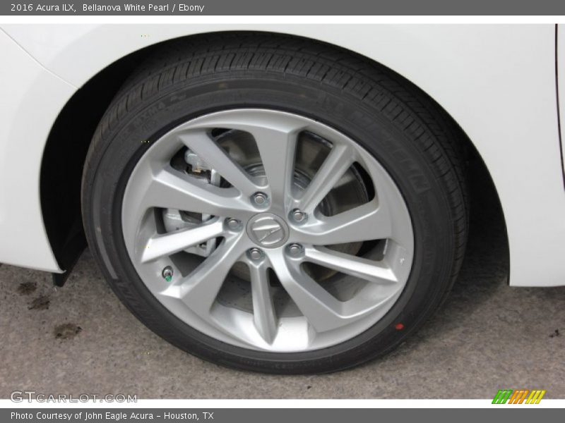 Bellanova White Pearl / Ebony 2016 Acura ILX