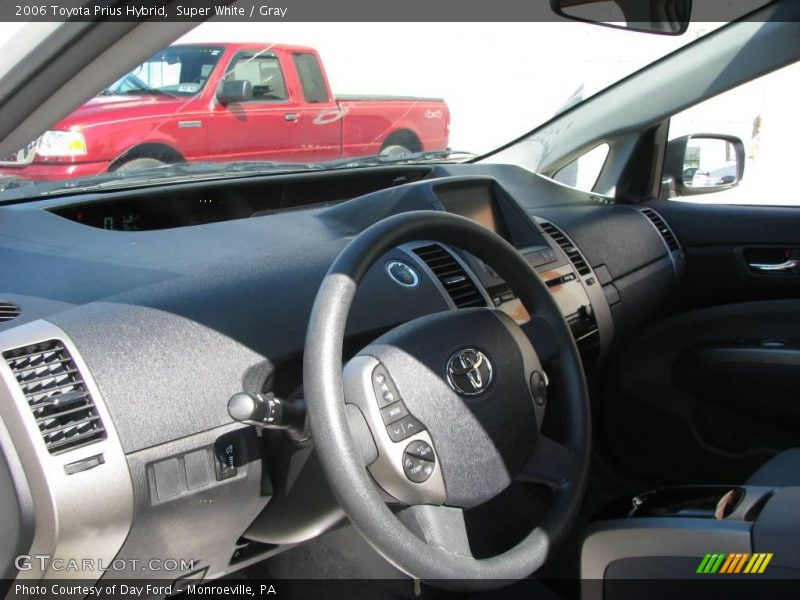 Super White / Gray 2006 Toyota Prius Hybrid