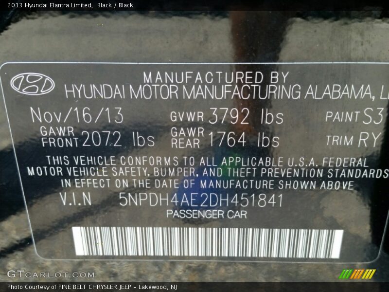 Black / Black 2013 Hyundai Elantra Limited