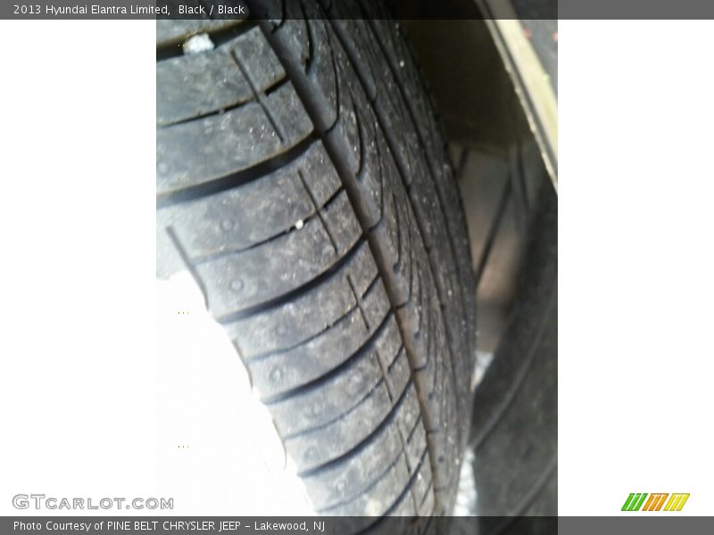 Black / Black 2013 Hyundai Elantra Limited
