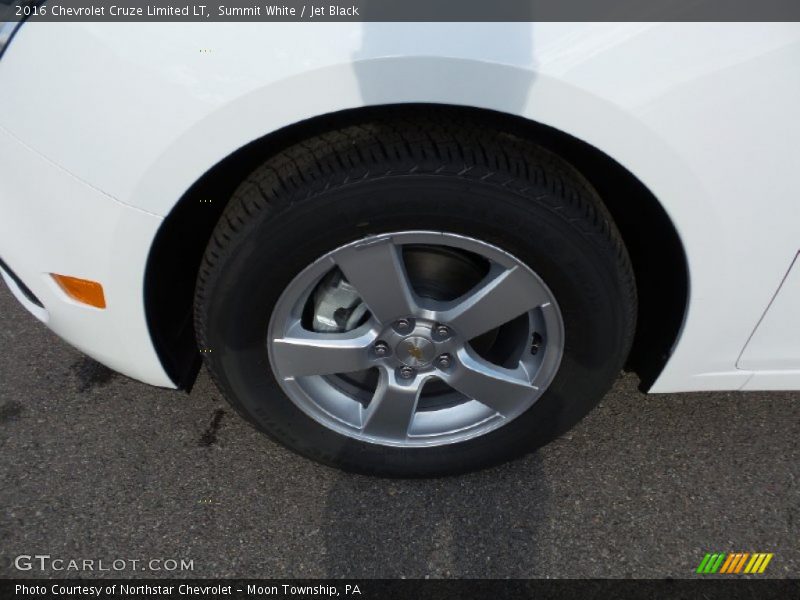 Summit White / Jet Black 2016 Chevrolet Cruze Limited LT