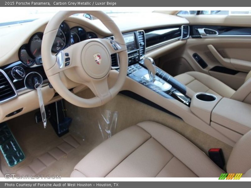 Carbon Grey Metallic / Luxor Beige 2015 Porsche Panamera