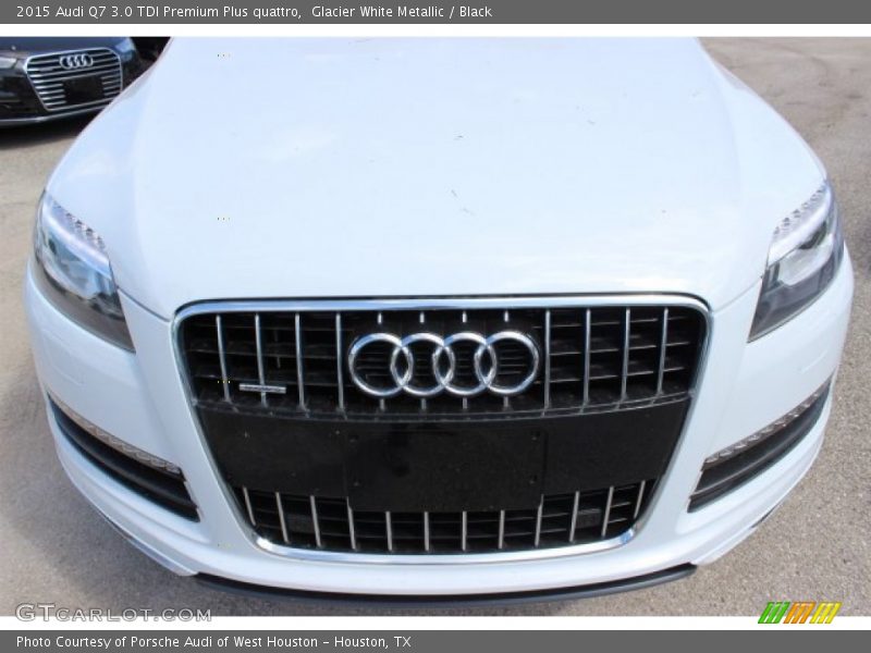 Glacier White Metallic / Black 2015 Audi Q7 3.0 TDI Premium Plus quattro
