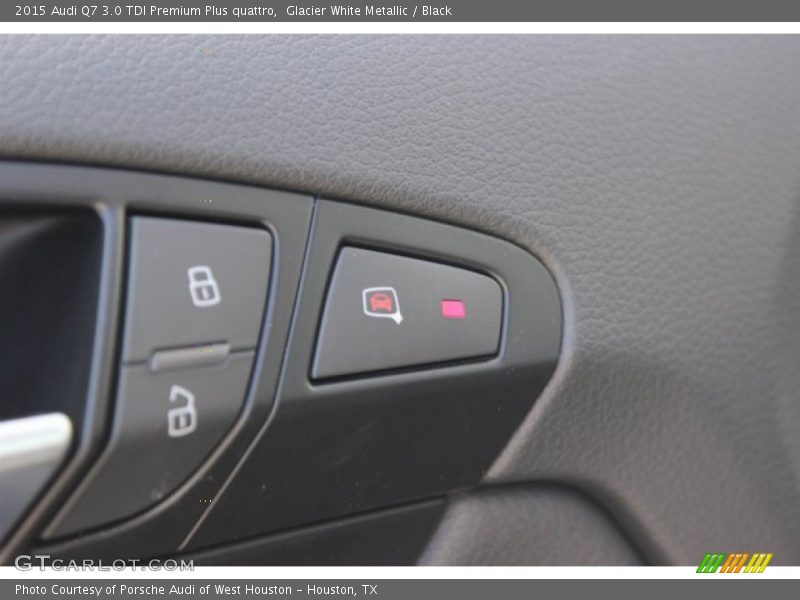 Glacier White Metallic / Black 2015 Audi Q7 3.0 TDI Premium Plus quattro