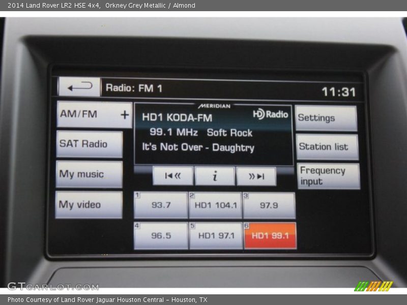 Orkney Grey Metallic / Almond 2014 Land Rover LR2 HSE 4x4