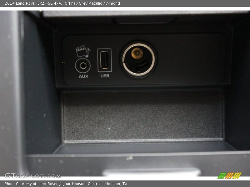 Orkney Grey Metallic / Almond 2014 Land Rover LR2 HSE 4x4