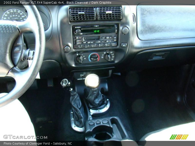 Black Clearcoat / Dark Graphite 2002 Ford Ranger XLT FX4 SuperCab 4x4