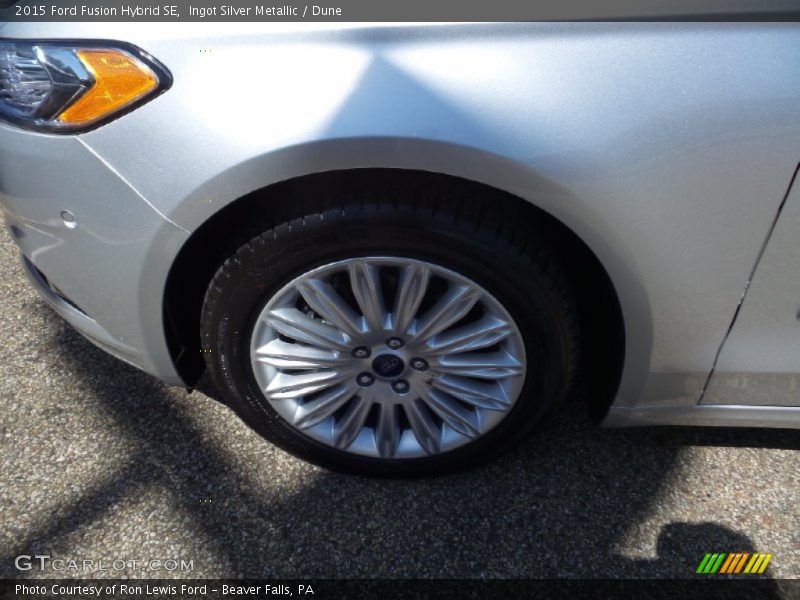 Ingot Silver Metallic / Dune 2015 Ford Fusion Hybrid SE
