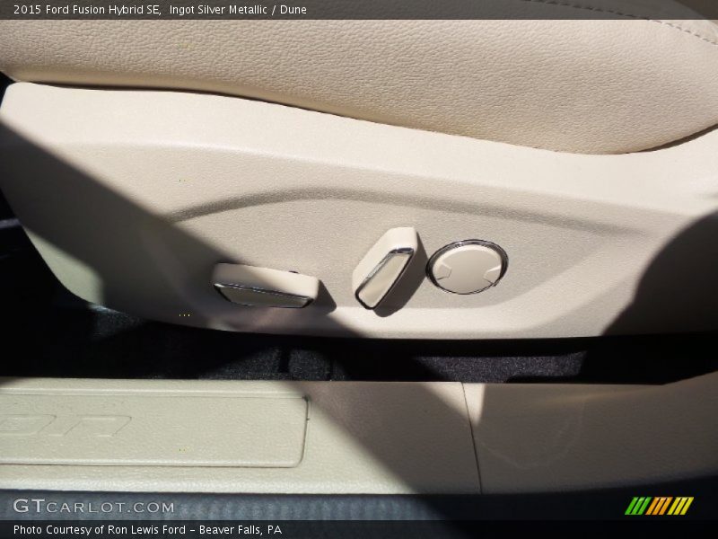 Ingot Silver Metallic / Dune 2015 Ford Fusion Hybrid SE