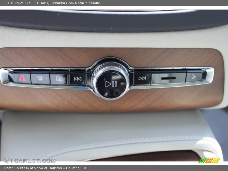 Controls of 2016 XC90 T6 AWD