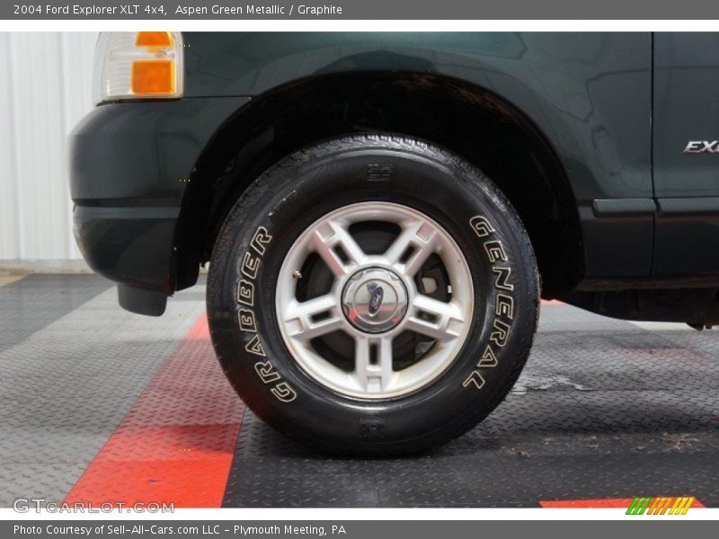 Aspen Green Metallic / Graphite 2004 Ford Explorer XLT 4x4