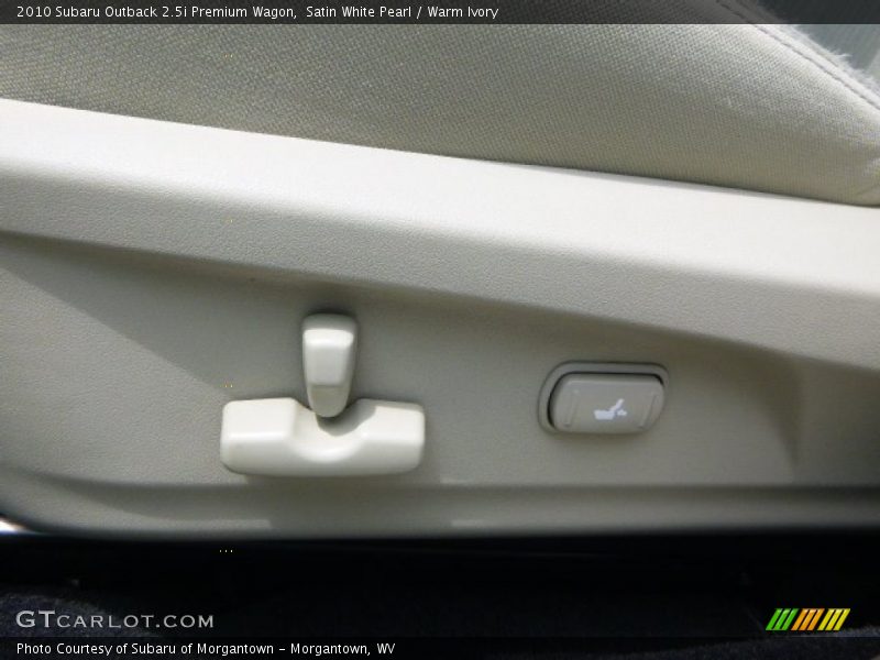 Satin White Pearl / Warm Ivory 2010 Subaru Outback 2.5i Premium Wagon