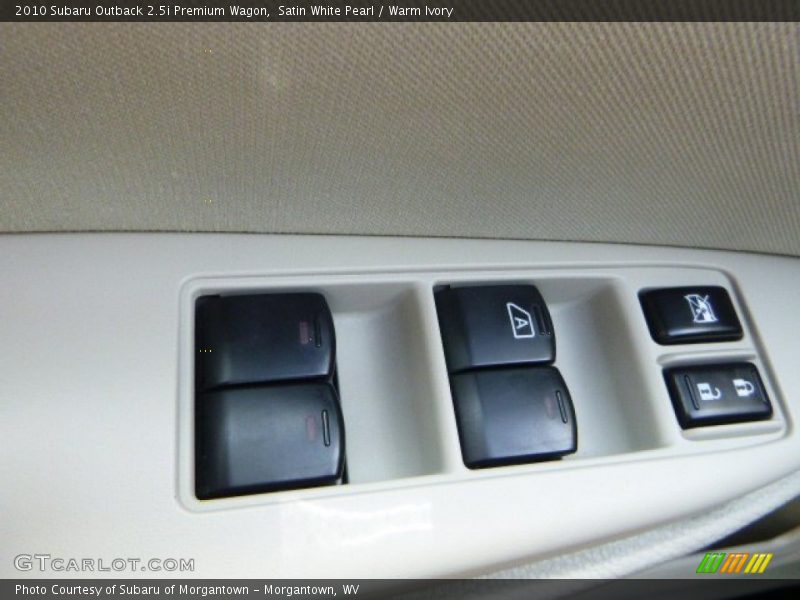 Satin White Pearl / Warm Ivory 2010 Subaru Outback 2.5i Premium Wagon