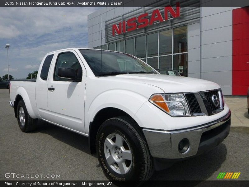 Avalanche White / Desert 2005 Nissan Frontier SE King Cab 4x4