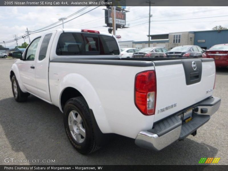 Avalanche White / Desert 2005 Nissan Frontier SE King Cab 4x4