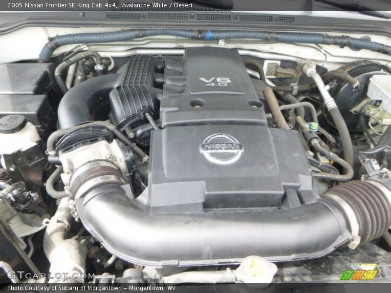 Avalanche White / Desert 2005 Nissan Frontier SE King Cab 4x4