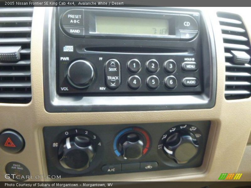 Avalanche White / Desert 2005 Nissan Frontier SE King Cab 4x4