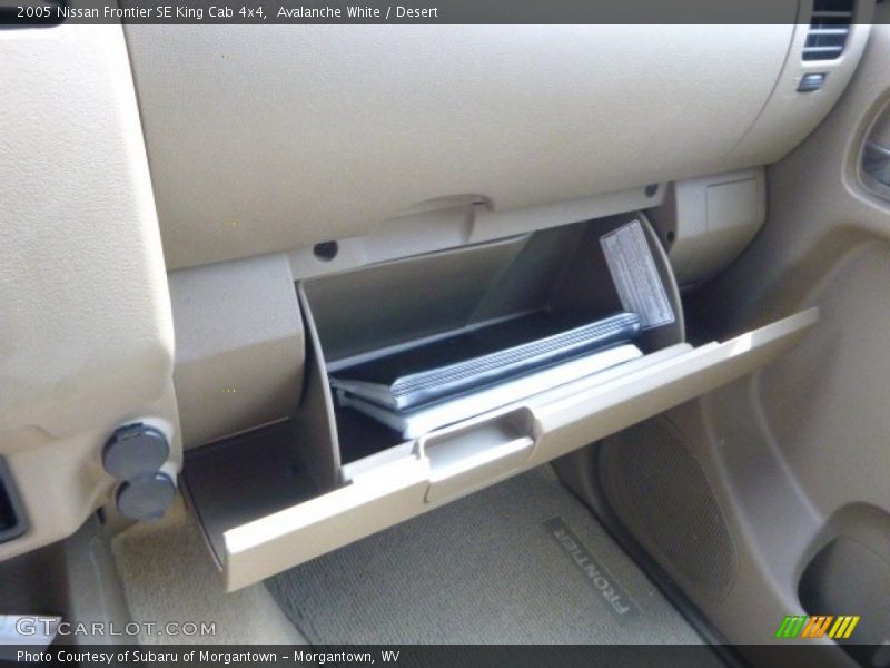 Avalanche White / Desert 2005 Nissan Frontier SE King Cab 4x4