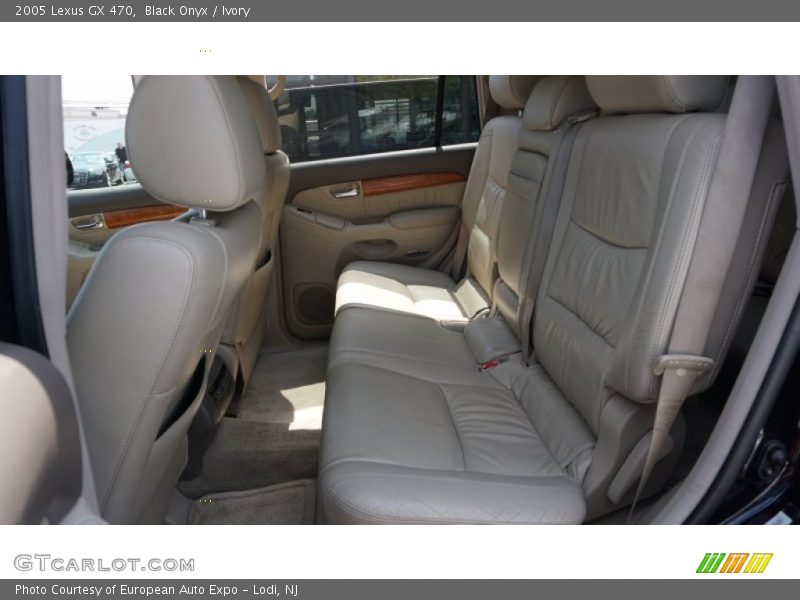 Black Onyx / Ivory 2005 Lexus GX 470