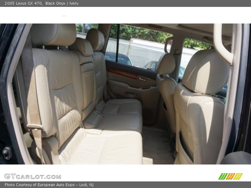 Black Onyx / Ivory 2005 Lexus GX 470