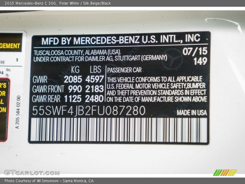 Polar White / Silk Beige/Black 2015 Mercedes-Benz C 300