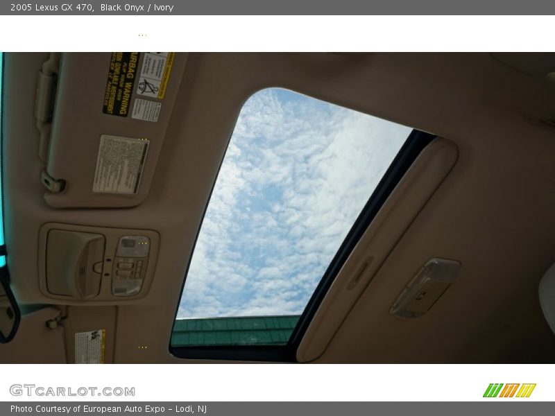 Black Onyx / Ivory 2005 Lexus GX 470