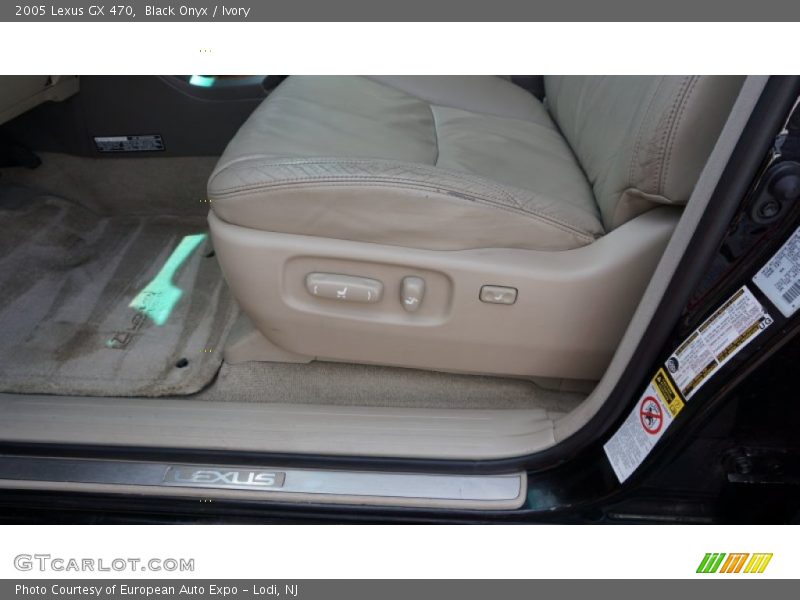 Black Onyx / Ivory 2005 Lexus GX 470