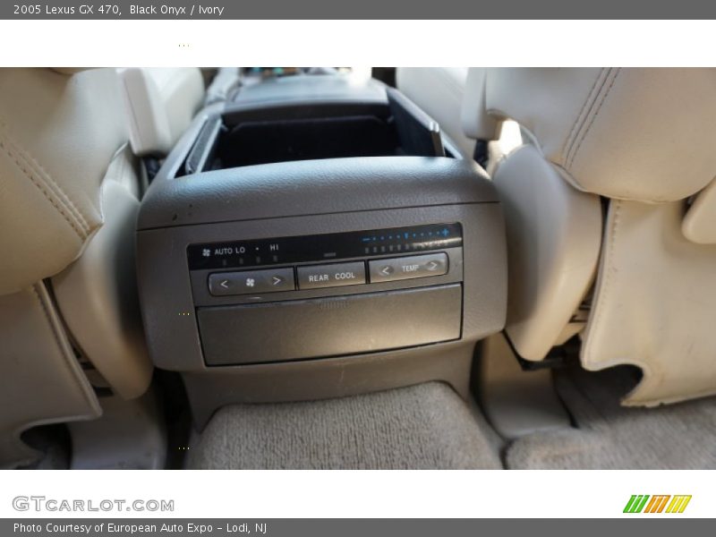 Black Onyx / Ivory 2005 Lexus GX 470