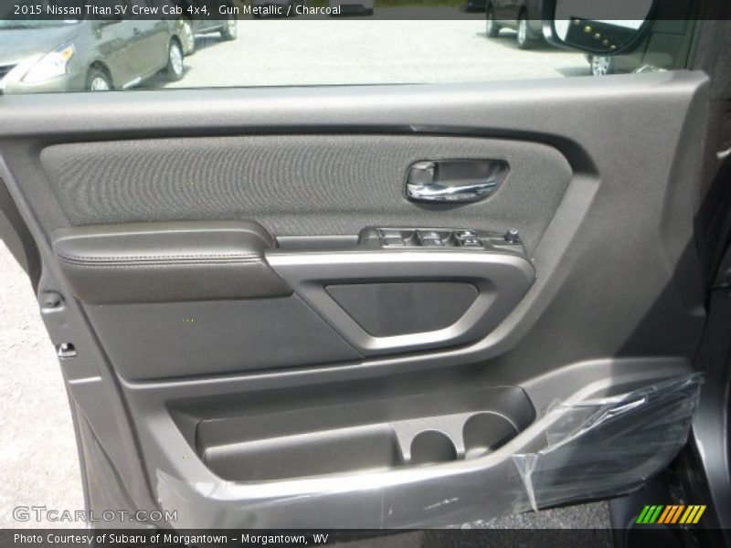 Gun Metallic / Charcoal 2015 Nissan Titan SV Crew Cab 4x4