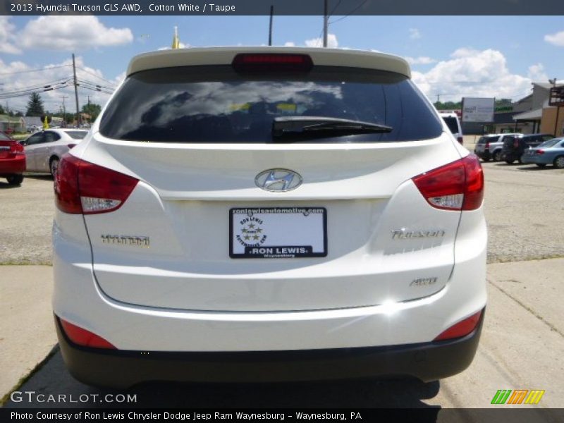 Cotton White / Taupe 2013 Hyundai Tucson GLS AWD