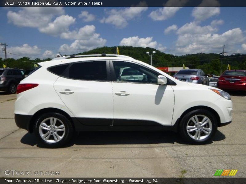 Cotton White / Taupe 2013 Hyundai Tucson GLS AWD