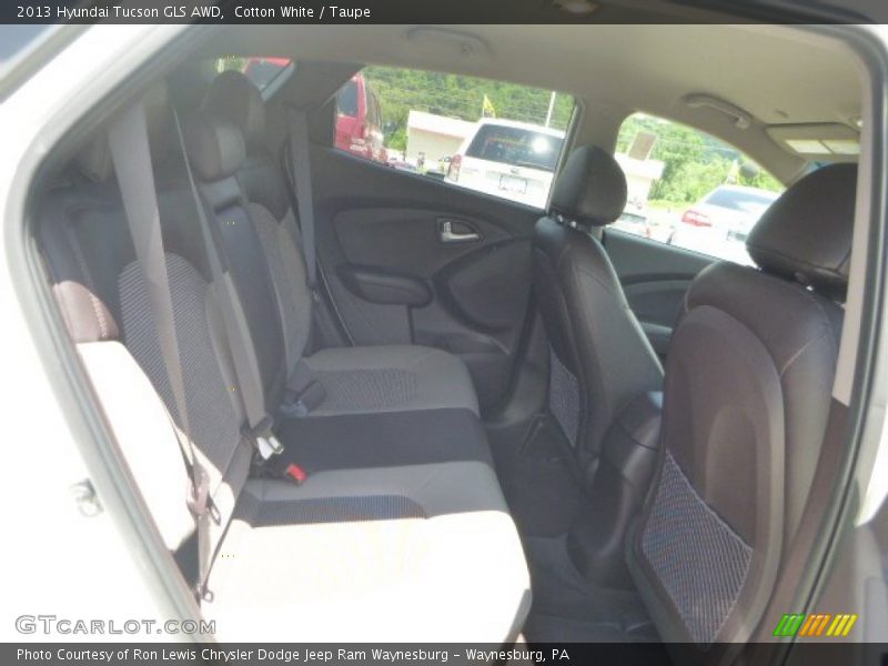 Cotton White / Taupe 2013 Hyundai Tucson GLS AWD