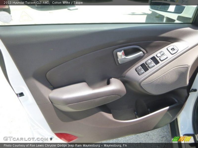 Cotton White / Taupe 2013 Hyundai Tucson GLS AWD