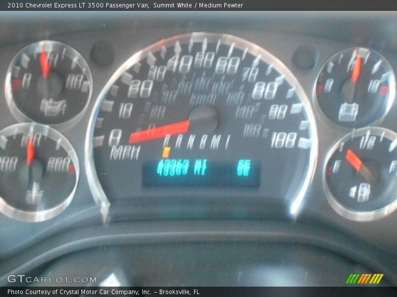 Summit White / Medium Pewter 2010 Chevrolet Express LT 3500 Passenger Van