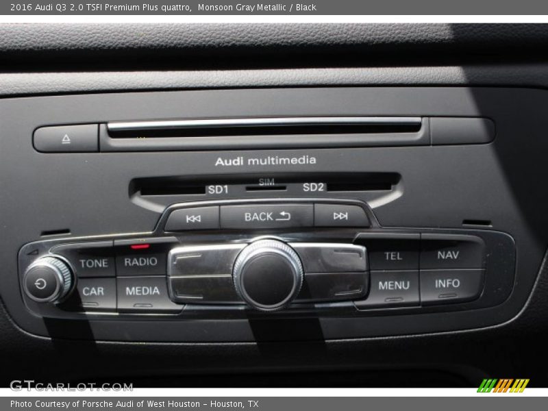 Monsoon Gray Metallic / Black 2016 Audi Q3 2.0 TSFI Premium Plus quattro