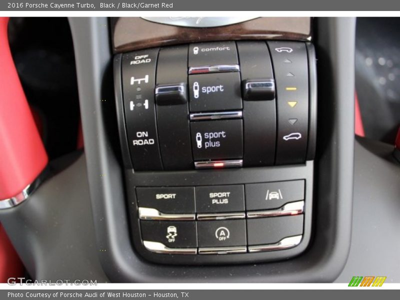 Controls of 2016 Cayenne Turbo