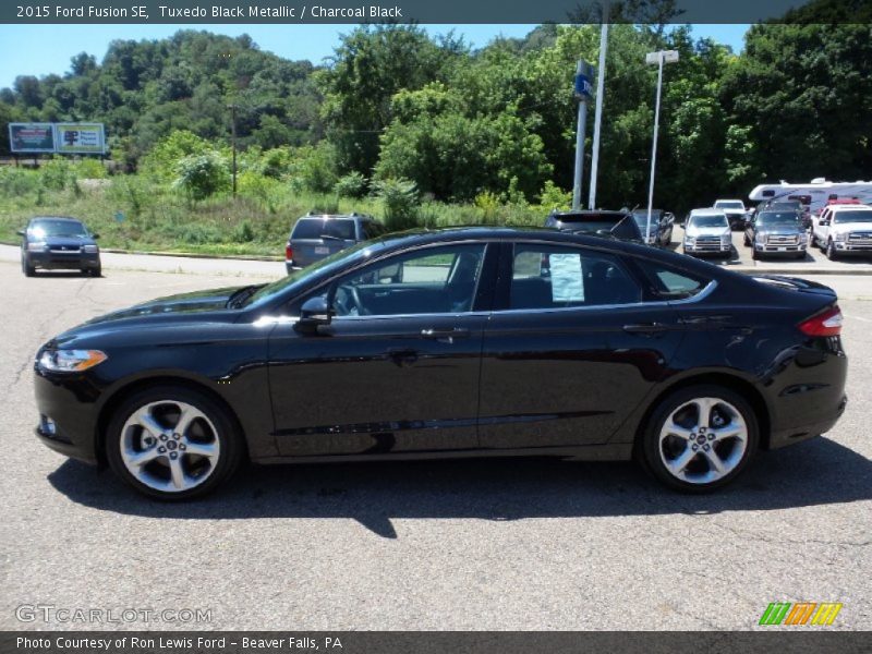 Tuxedo Black Metallic / Charcoal Black 2015 Ford Fusion SE