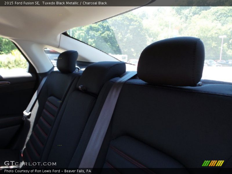 Tuxedo Black Metallic / Charcoal Black 2015 Ford Fusion SE