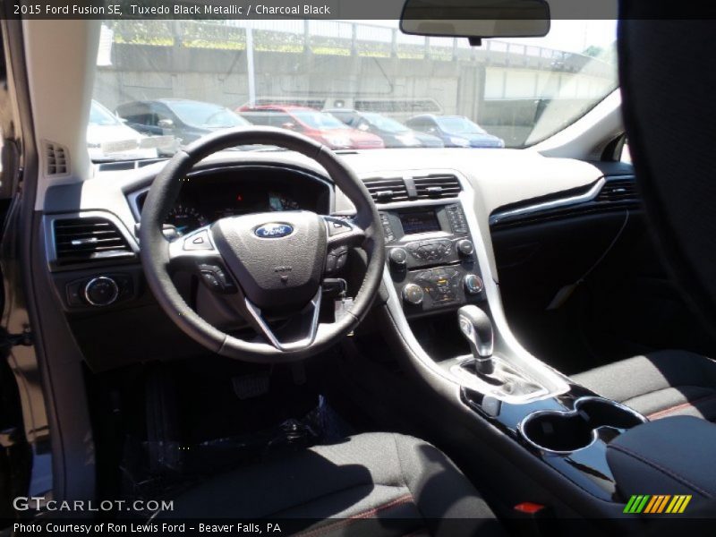 Tuxedo Black Metallic / Charcoal Black 2015 Ford Fusion SE
